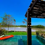 Beautiful House In Karibana Cartagena